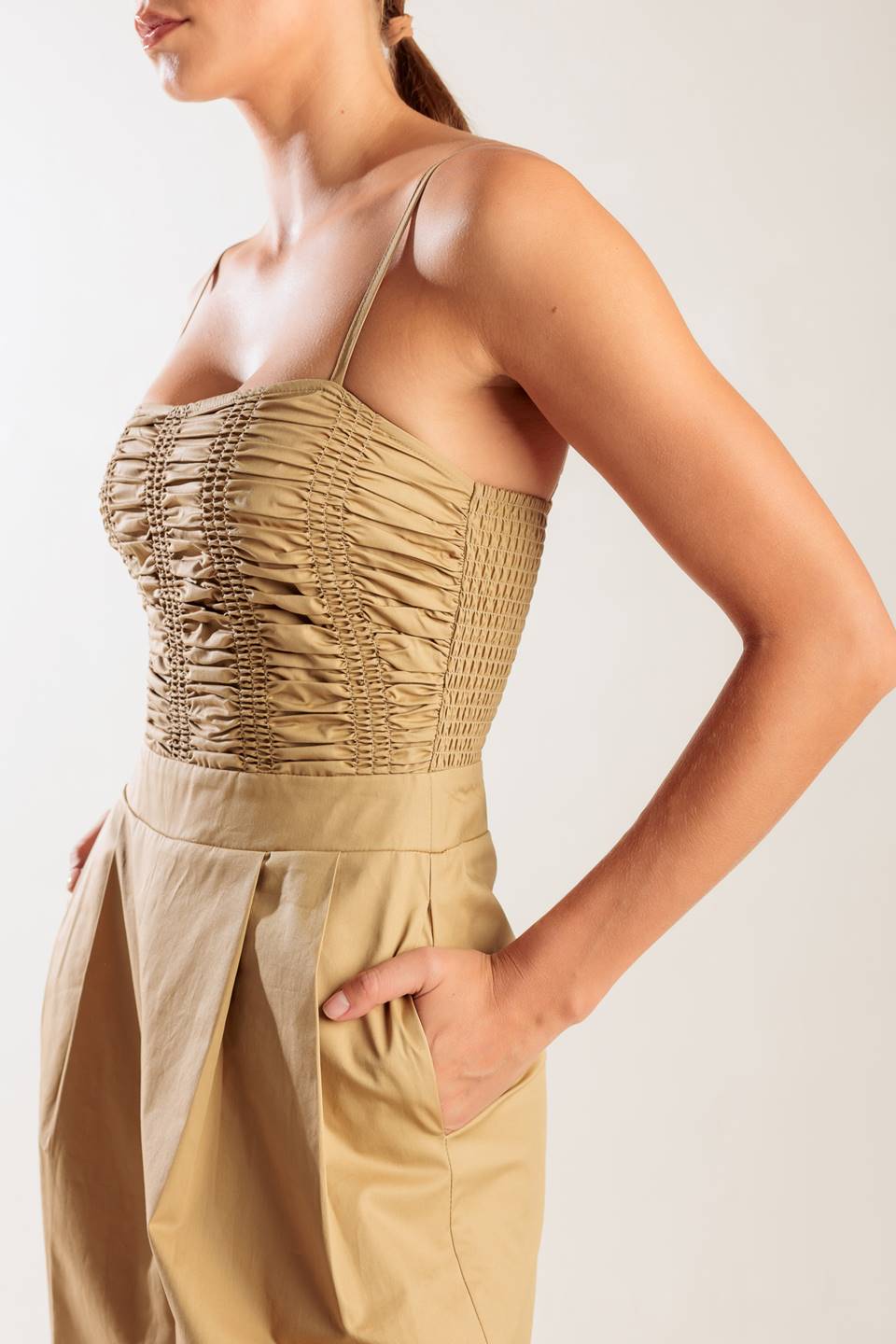 EASY TO LOVE WOVEN JUMPSUIT Flying Tomato